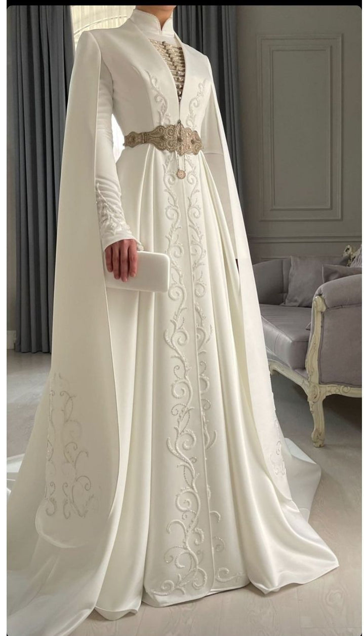 ROBE TRADITIONNELLE CAUCASIENNE : MODÈLE PRINCESSE AICHA