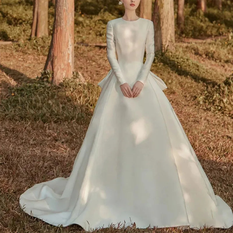 Robe de mariée minimaliste : modèles princesse Amélia