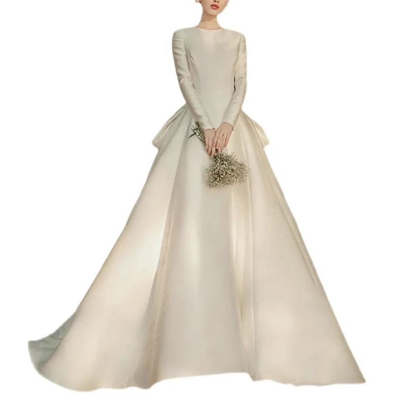 Robe de mariée minimaliste : modèles princesse Amélia